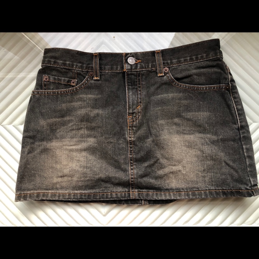 Vintage Levi’s jean skirt